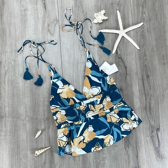 🔆ROXY🔆SIMPLE BLOSSOM PRINT TOP - Picture 2 of 15